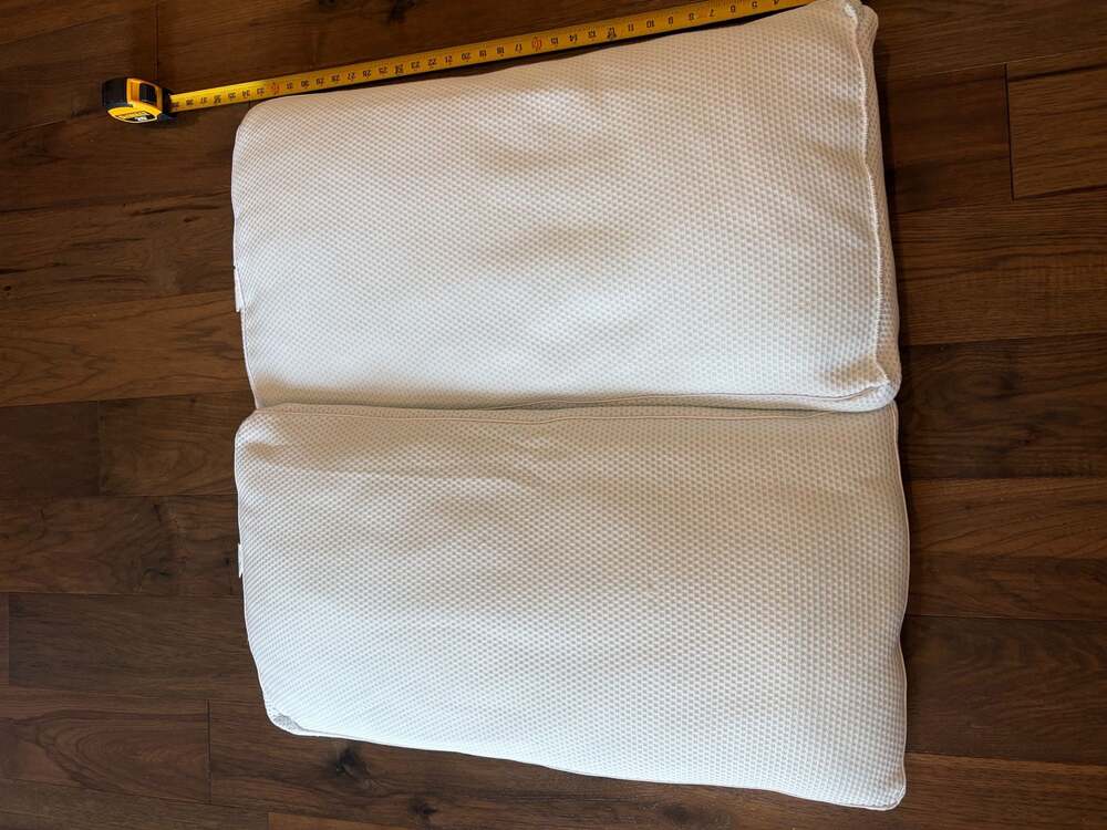 Calvin Klein King Bed Pillow Set